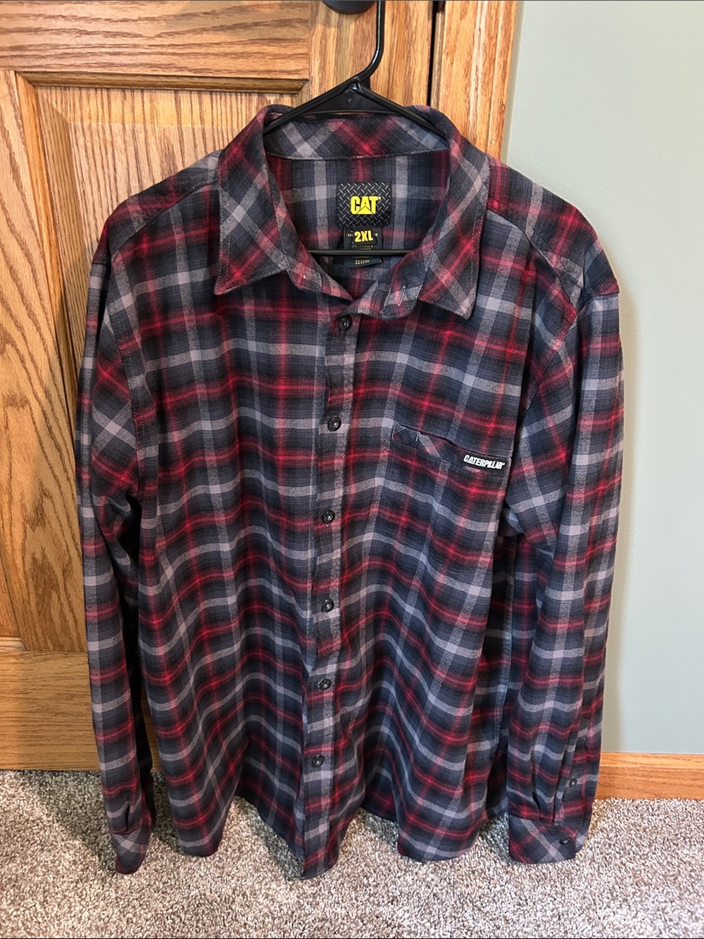 Men’s Caterpillar flannel button up shirt Sz 2XL